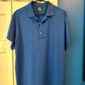 Footjoy Men’s Golf Polo, Size Medium, Lightly Used, in great shape overall!